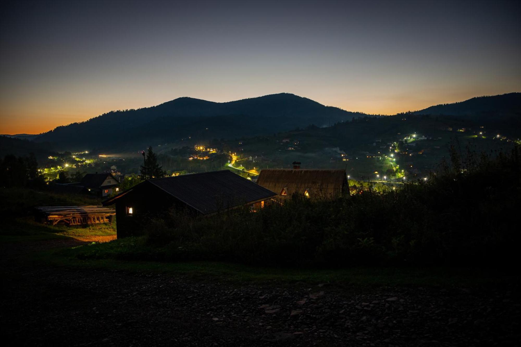 Отель Lisoviy Zatyshok, Z Vidkrutum Litnim Baseynom Славское Экстерьер фото