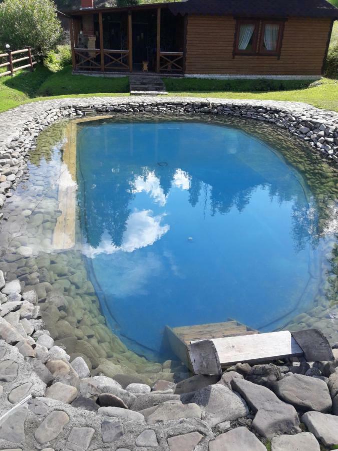 Отель Lisoviy Zatyshok, Z Vidkrutum Litnim Baseynom Славское Экстерьер фото